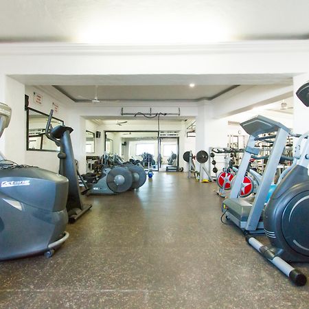 รอยัล บียาส รีสอร์ต Hotel มาซาตลัน ภายนอก รูปภาพ The gym at the hotel