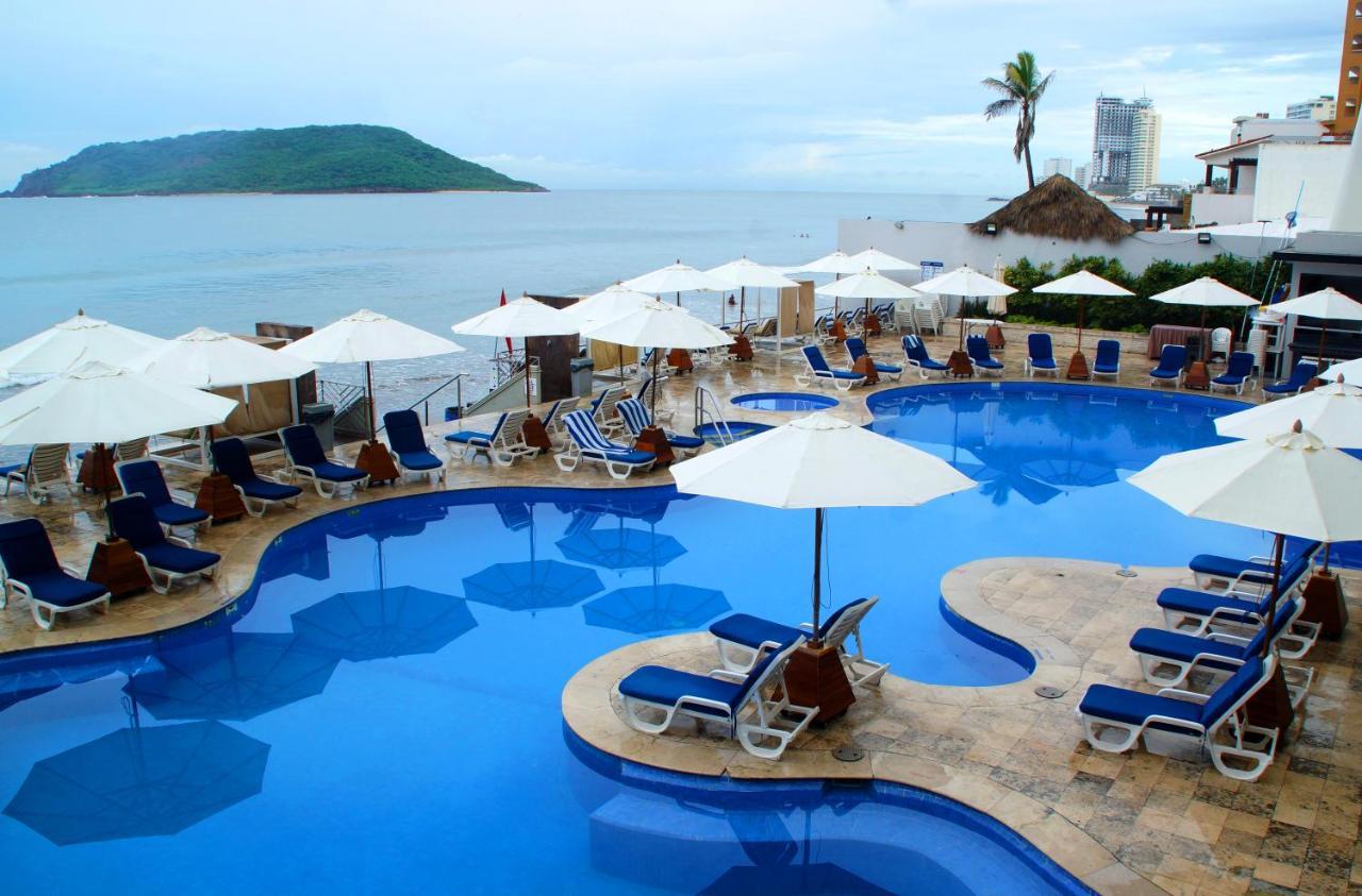 รอยัล บียาส รีสอร์ต Hotel มาซาตลัน ภายนอก รูปภาพ A resort in Acapulco, Mexico