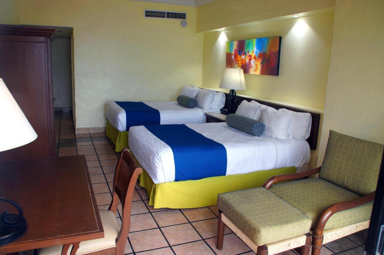 รอยัล บียาส รีสอร์ต Hotel มาซาตลัน ภายนอก รูปภาพ